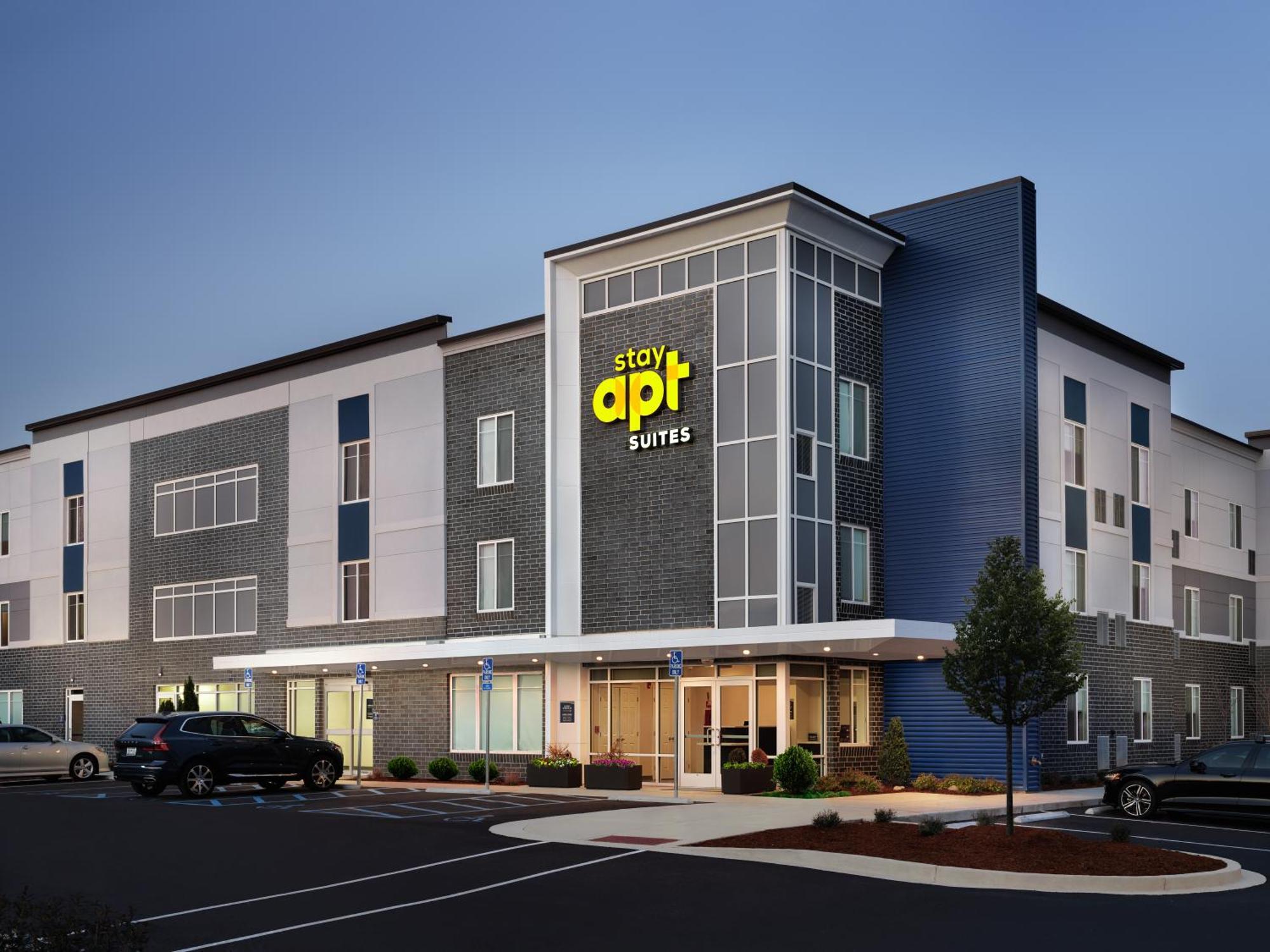 Stayapt Suites Columbus-Fort Benning Dış mekan fotoğraf